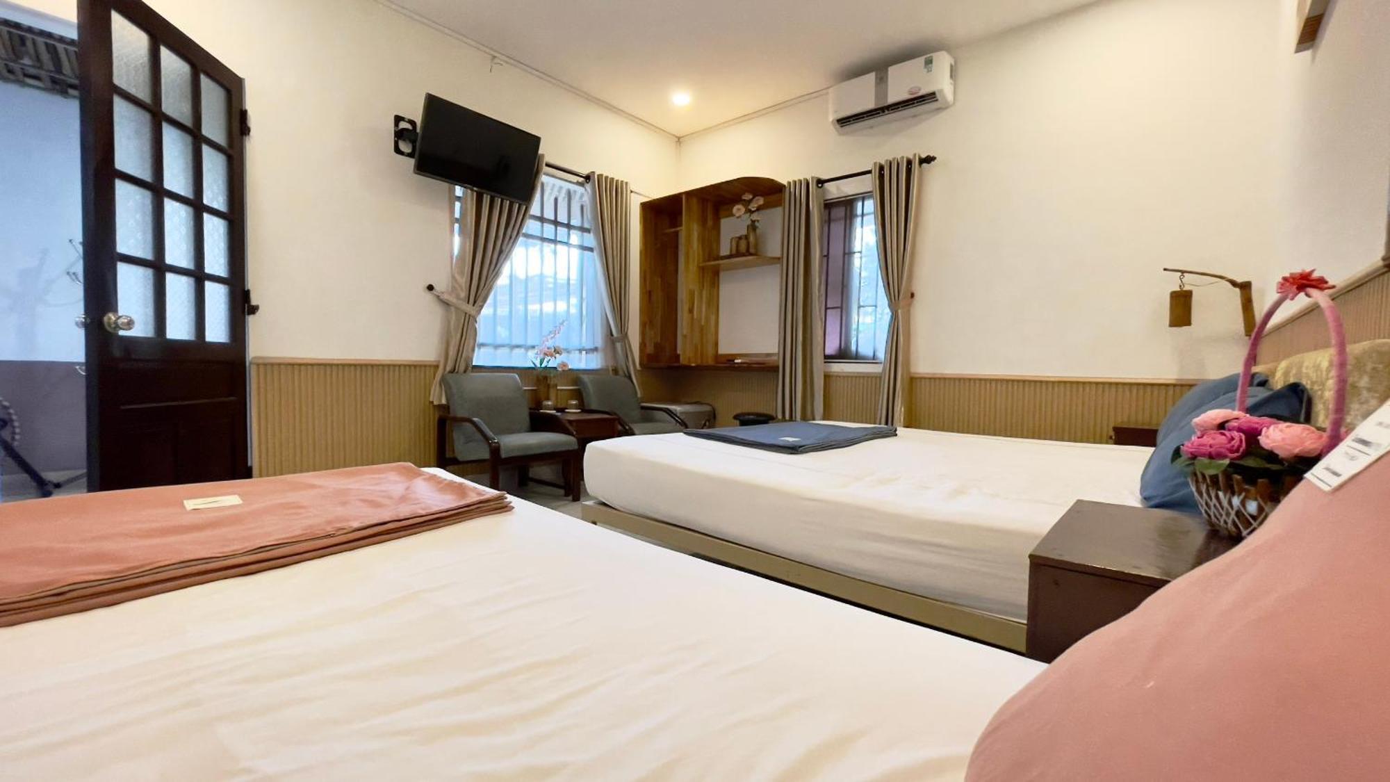Homestay Minh Tu Хюэ Экстерьер фото