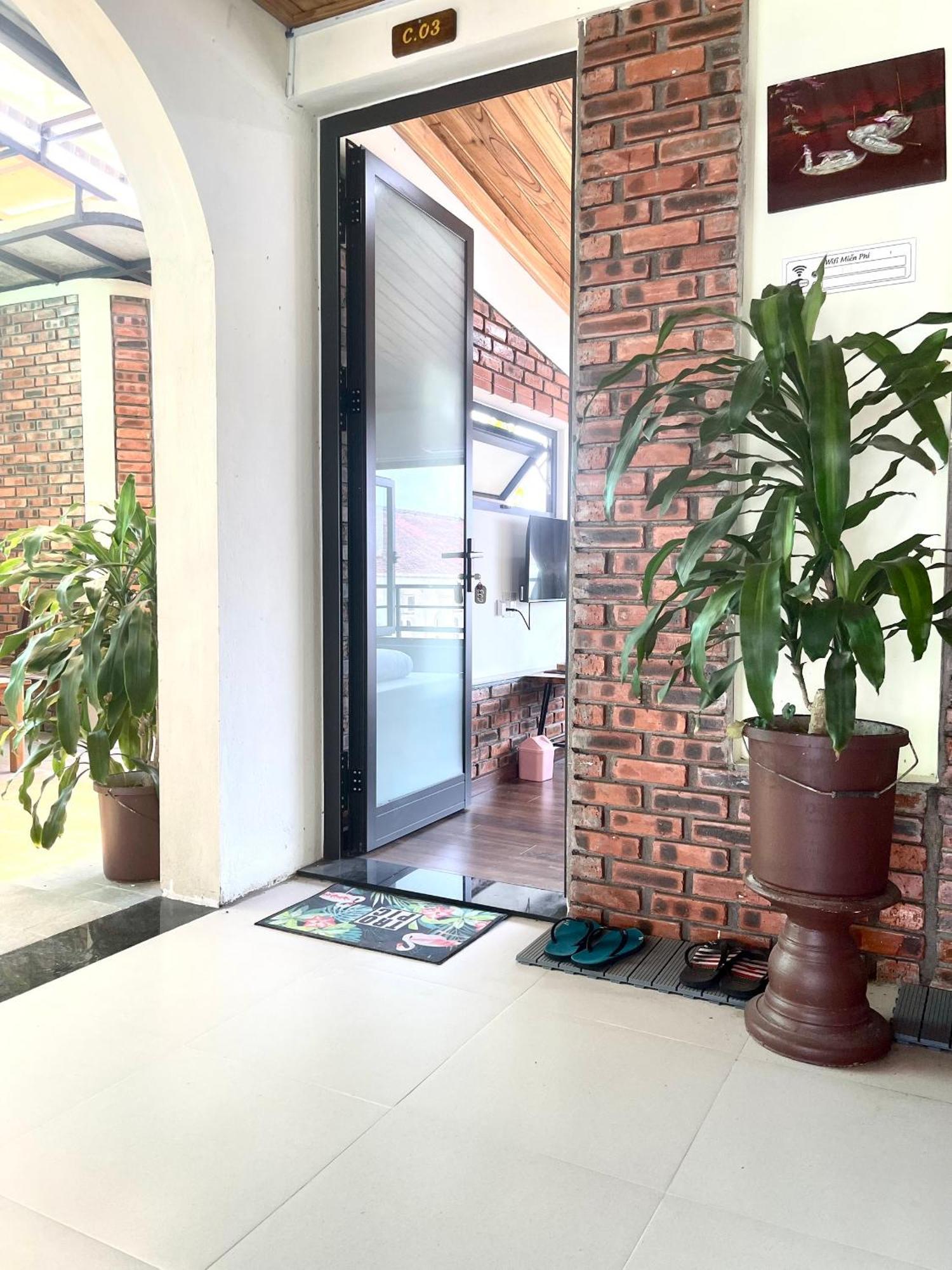 Homestay Minh Tu Хюэ Экстерьер фото